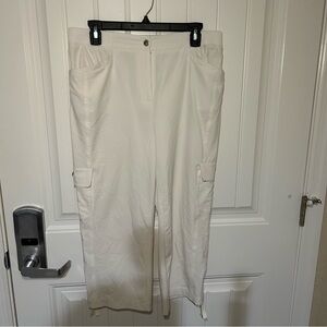Chicos by Zenergy White Cargo Capris Size 8